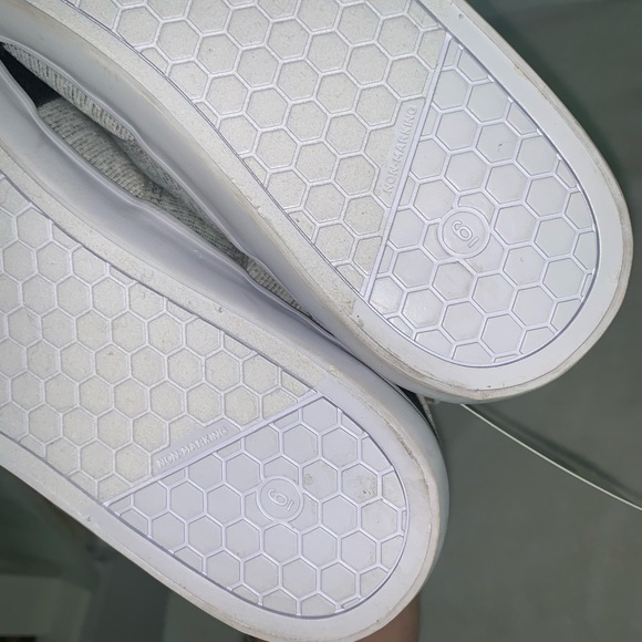 Girl’s 6 / Women’s 7.5 CAT & JACK Heather Gray / Black Slip On Fashion Sneakers - Picture 14 of 14